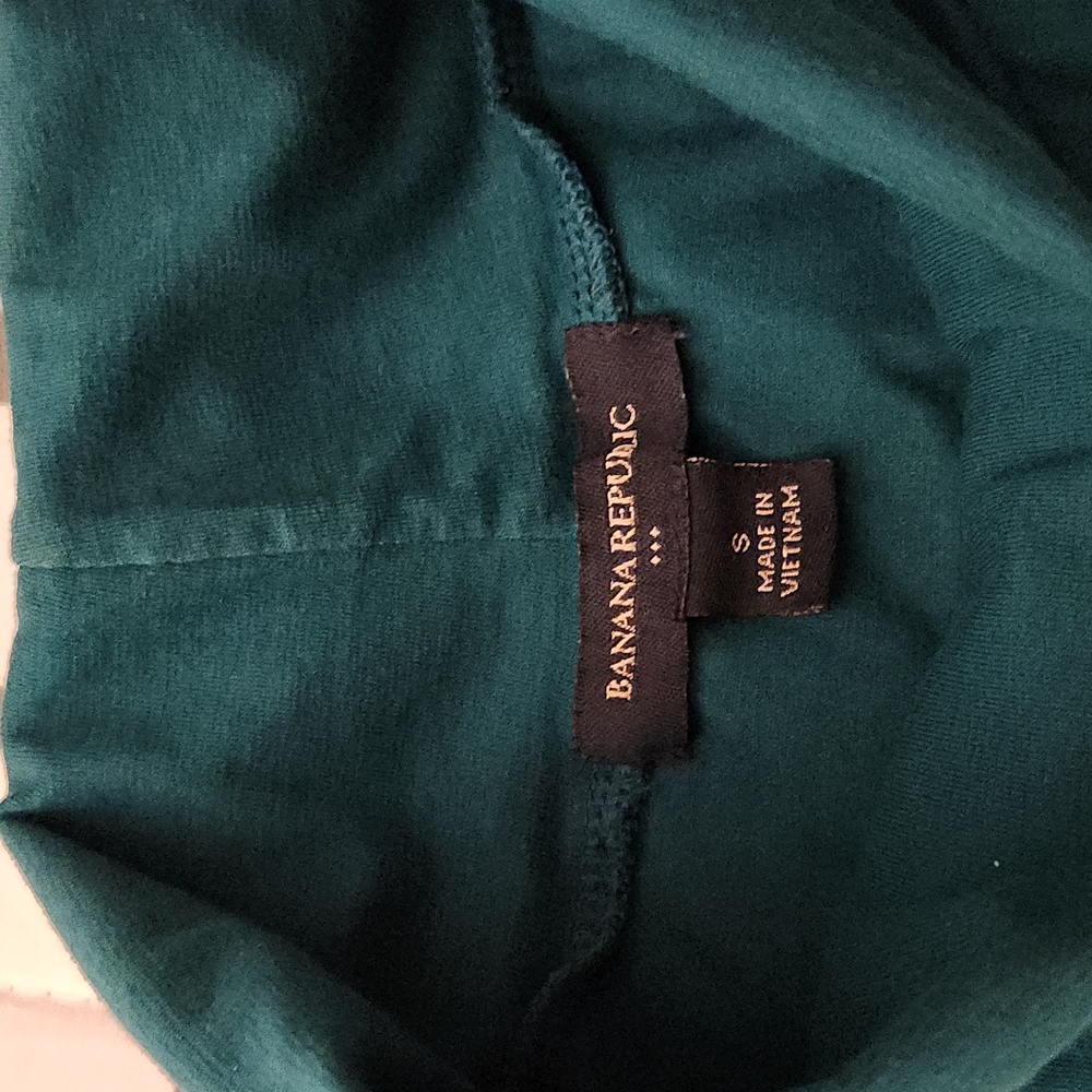 Banana Republic turtleneck tank size Small - Picture 3 of 4